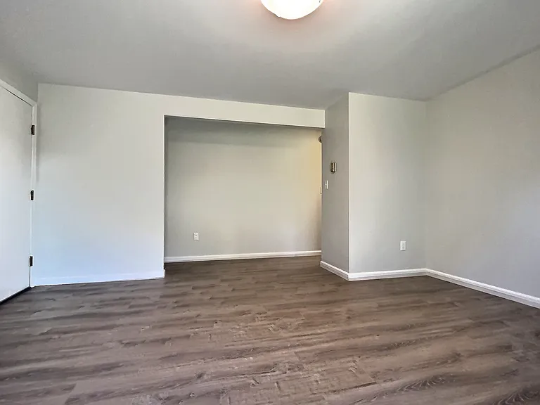76 Spring St #103 — Photo 10
