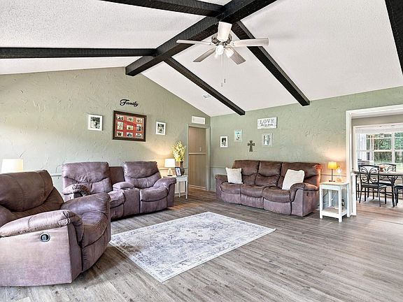 3rd image of 6348 Prairie Dr