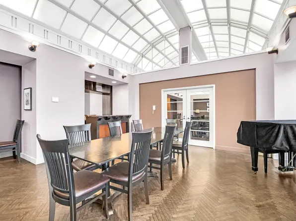 188 East 64th Street image 20 of 22