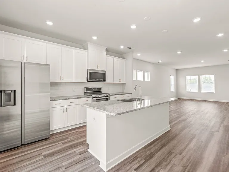 7136 Bryce Ave — Photo 8