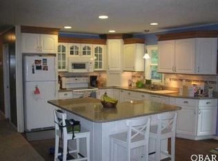 315 Gunas Dr, Kill Devil Hills, NC 27948