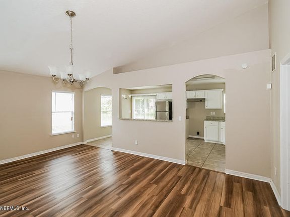 3rd image of 523 55th St