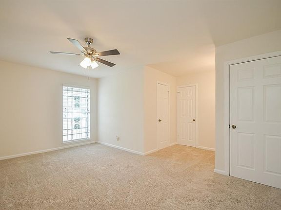 5th image of 4326 Dalmatian Dr