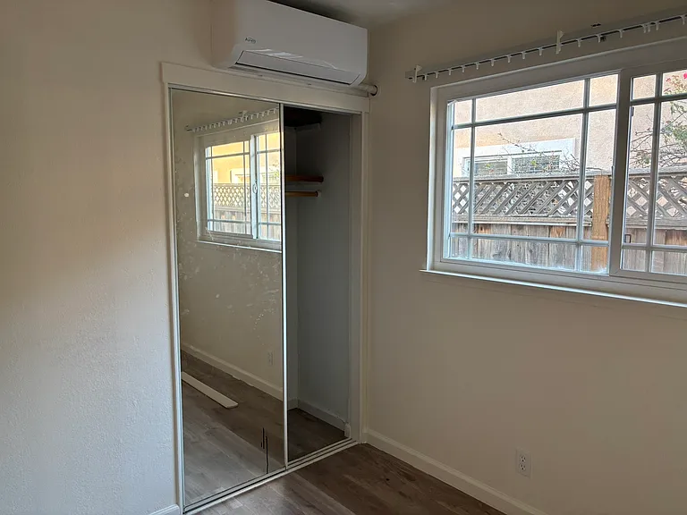 1582 Ardenwood Dr — Photo 8