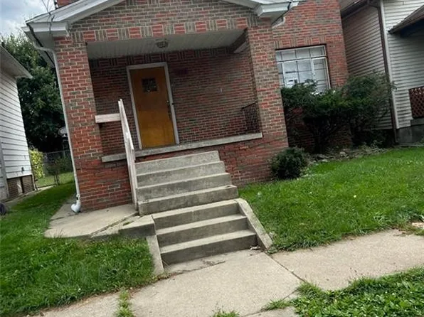 324 Moss St, Toledo, OH 43608