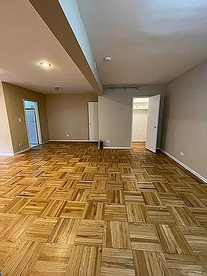 2nd image of 100-25 Queens Blvd #2DD