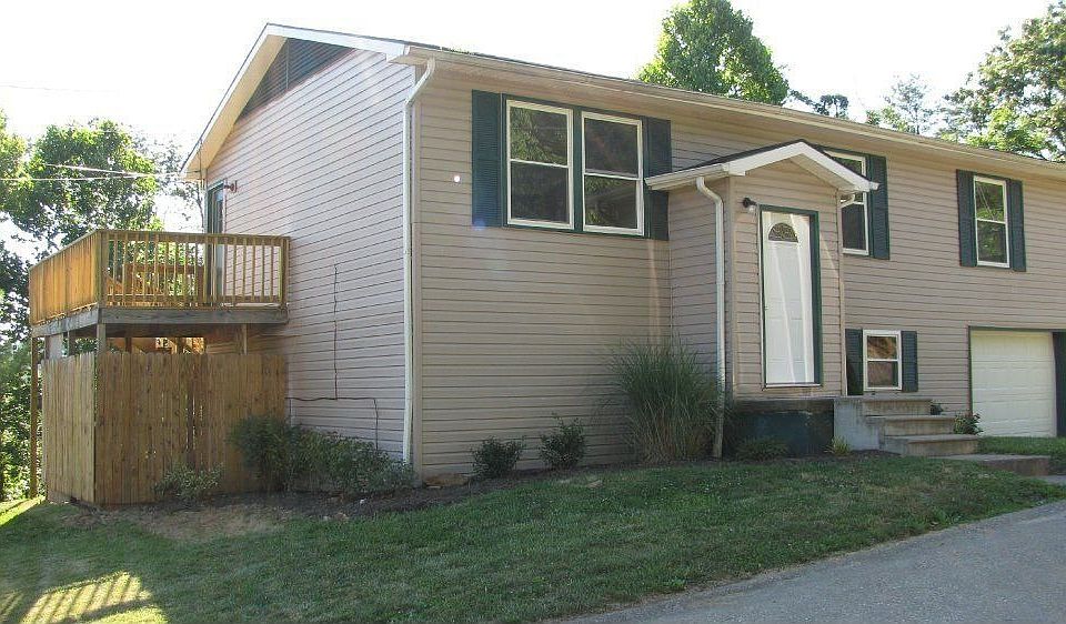 For Sale: 5110 Rainbow Drive, Cross Lanes, WV 25313