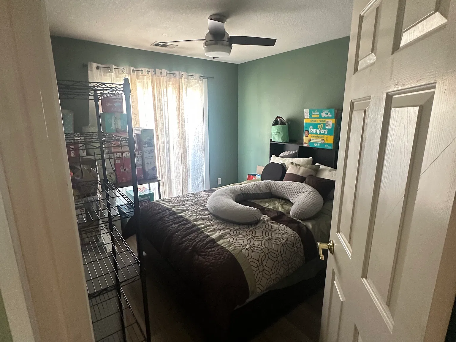 3 bed, 1220 sqft, $3,100 — Photo 4