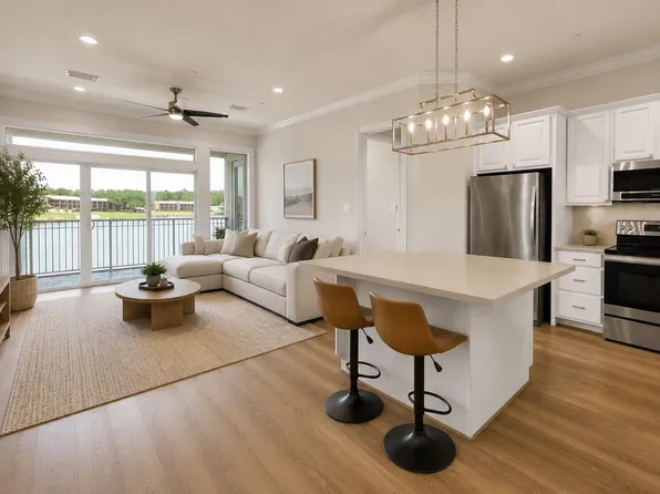 168 Lake Point Blvd Unit B201, Montgomery, TX 77356