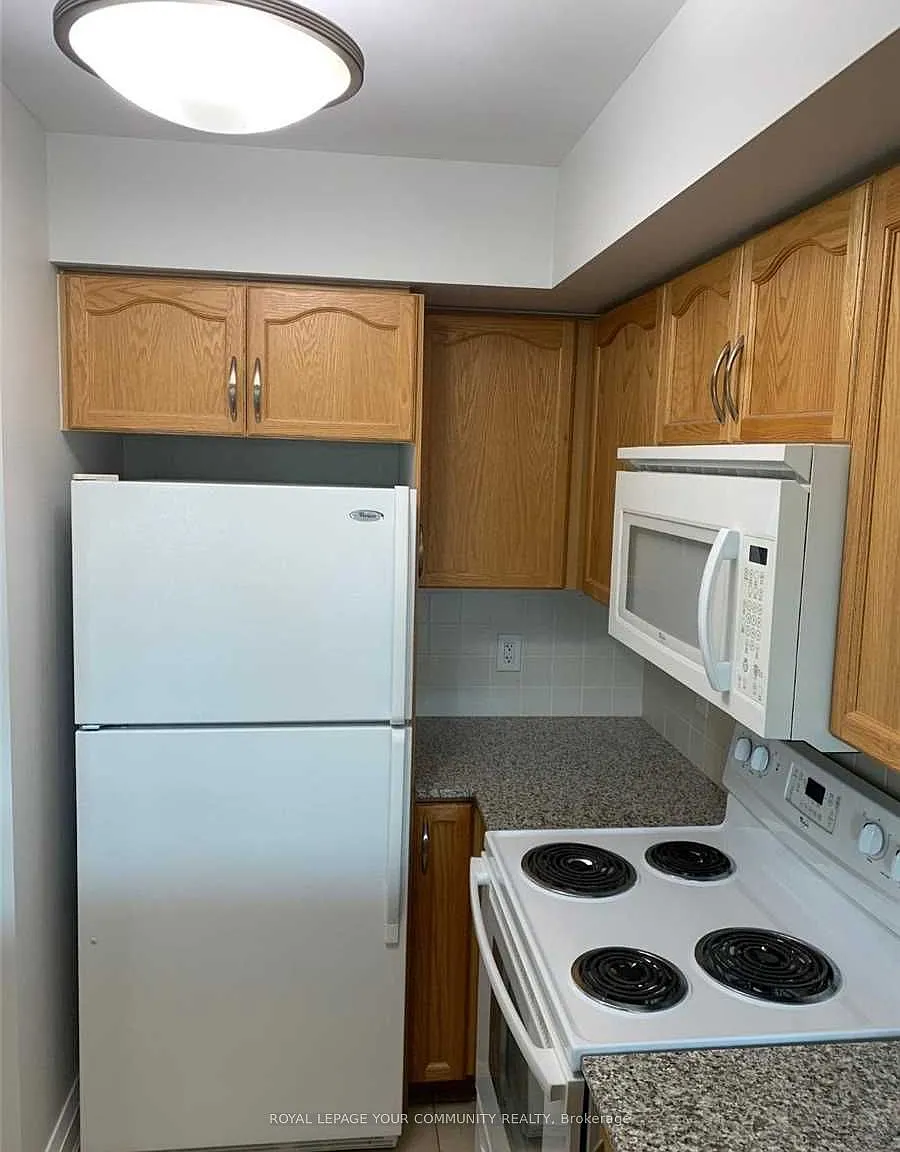 30 N Park Rd — Photo 4