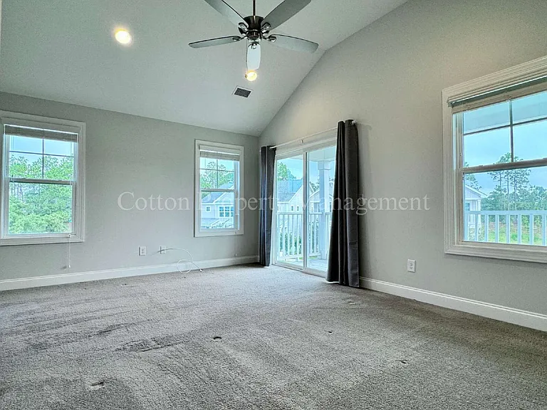 4732 Siddons Dr — Photo 23