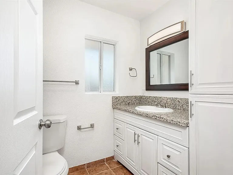 4014 E Turner Ave — Photo 5