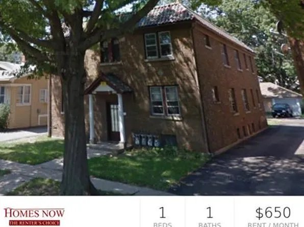 2137 7th St #2, Rockford, IL 61104