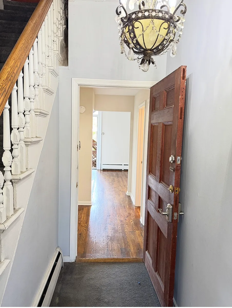 Building Photo - 40 Franklin St #2R