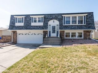 9808 Garfield Pl, Crown Point, IN 46307