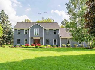 6 Birnwick Dr, Adrian, MI 49221