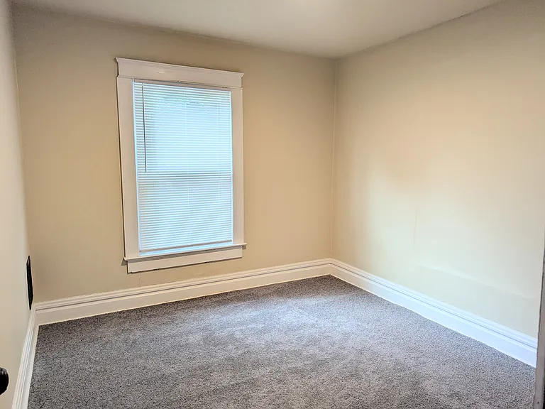2205 Highland Ave — Photo 11