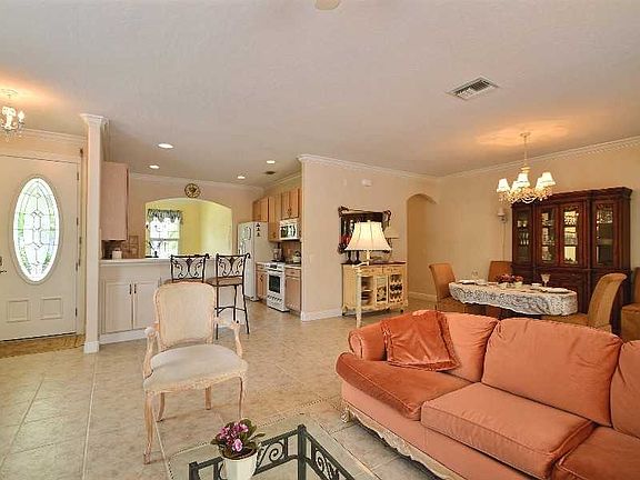2nd image of 7539 15th St