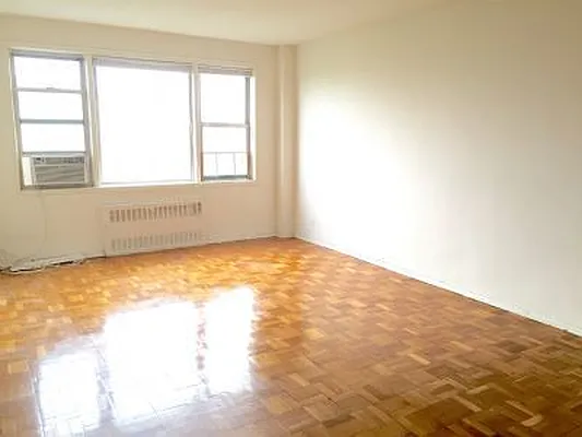 Rented by Trebach Realty | media 16