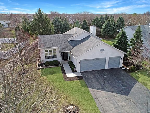 3rd image of 24121 Primrose Cir