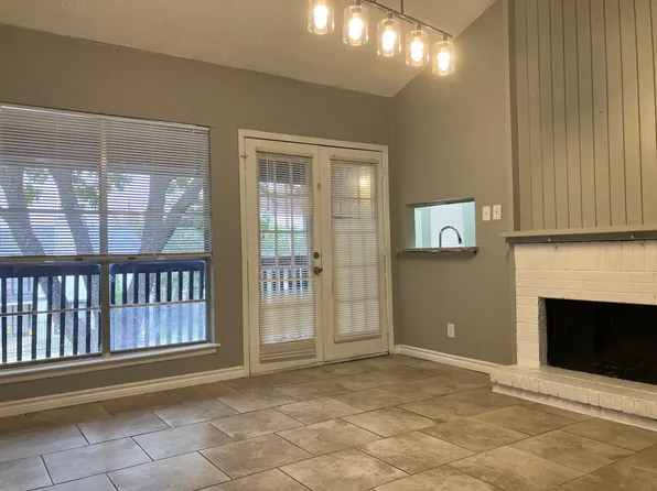 7135 Fair Oaks Ave APT 15, Dallas, TX 75231