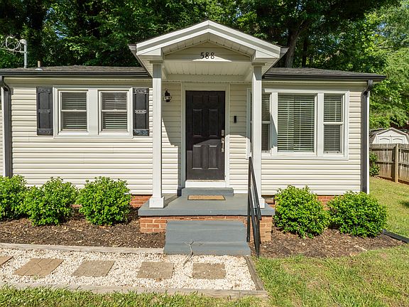 4th image of 588 Gibson Dr NW