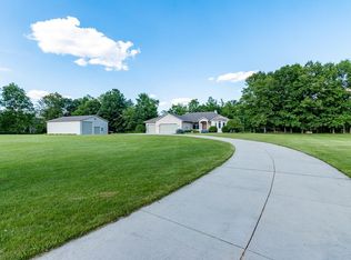 70689 Adamsville Rd, Edwardsburg, MI 49112