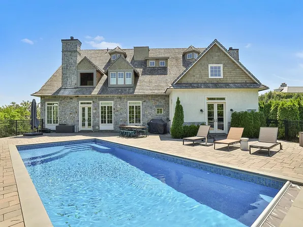 5040 Goodridge Ave, Bronx, NY 10471