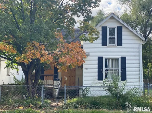 2110 W Garden St, Peoria, IL 61605