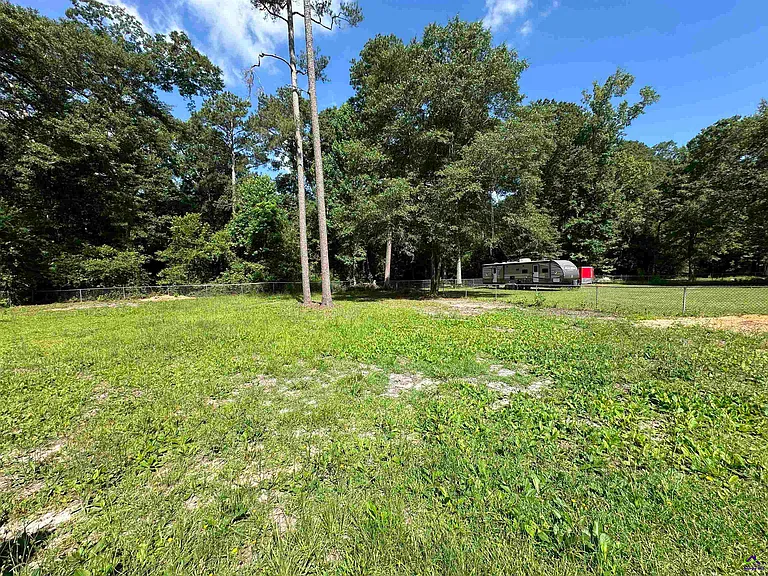 1021 Greenwood Dr — Photo 21