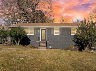 2016 Tryon St, Burlington, NC 27217