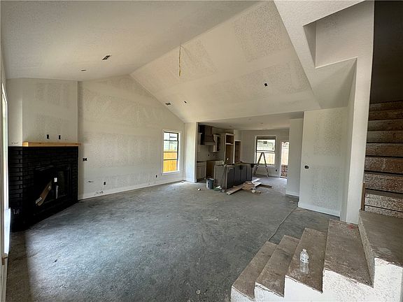 3rd image of 4600 SW Elderwood St
