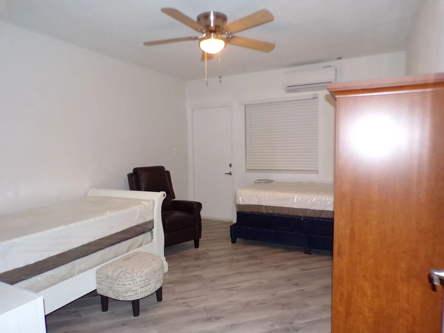 Rooms for rent in quiet residential neighborhood. — Photo 2