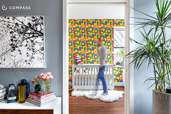 Rented by Compass | media 36