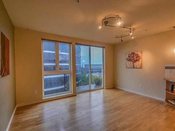 2nd image of 3105 Western Ave #611