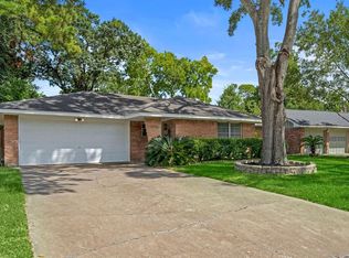 10414 Brinwood Dr, Houston, TX 77043