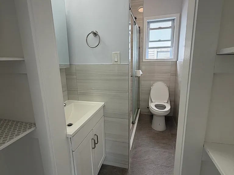 10 Edison Pl — Photo 4