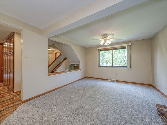 5th image of 238 Kinvara Dr