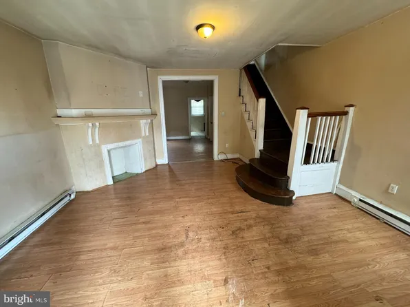 5523 Florence Ave, Philadelphia, PA 19143