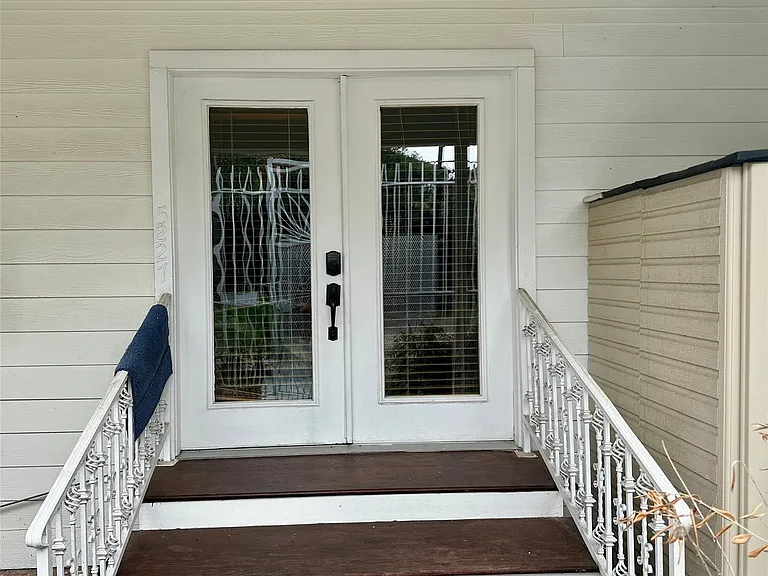 5223 Schuler St — Photo 4