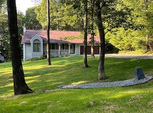72 Crabtree Hl, Oakland, MD 21550