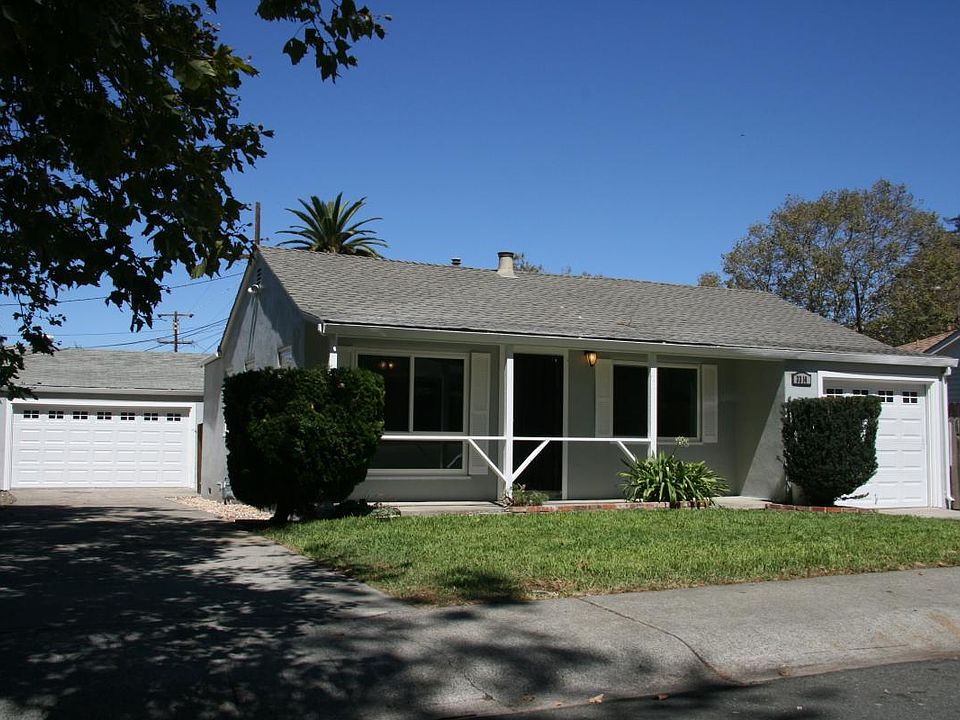 1st image of 3314 Hazelwood St