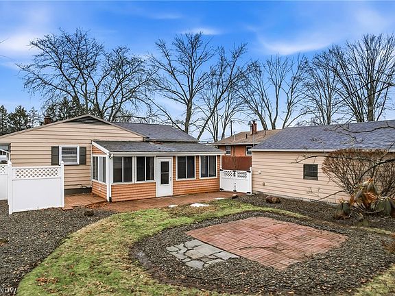 5th image of 1323 Old Forge Rd