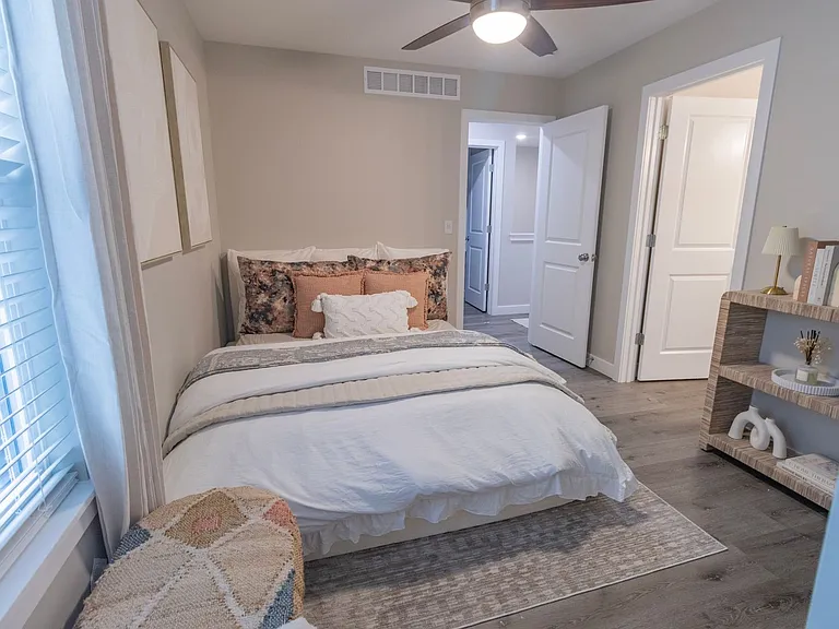 2832 Emery Dr — Photo 36