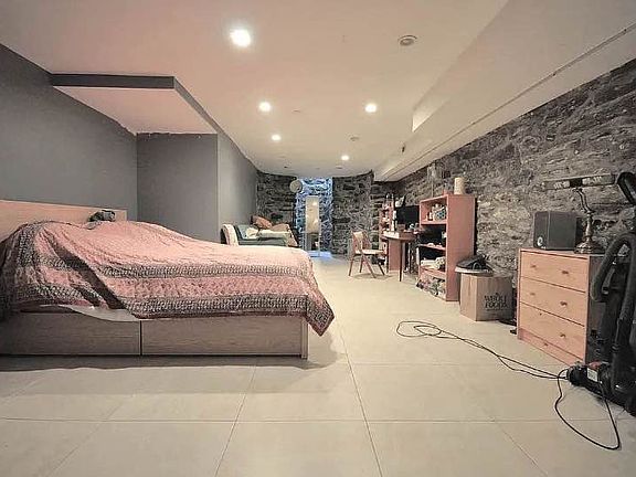 5th image of 128 New York Ave #1A
