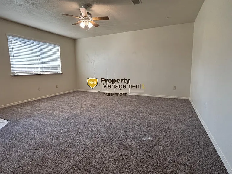 419 Cinnamon Ln — Photo 5