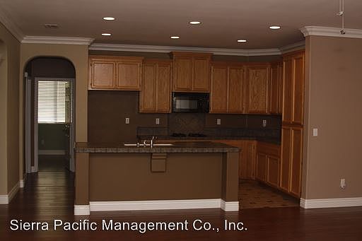2nd image of 1370 Oregon Creek Way
