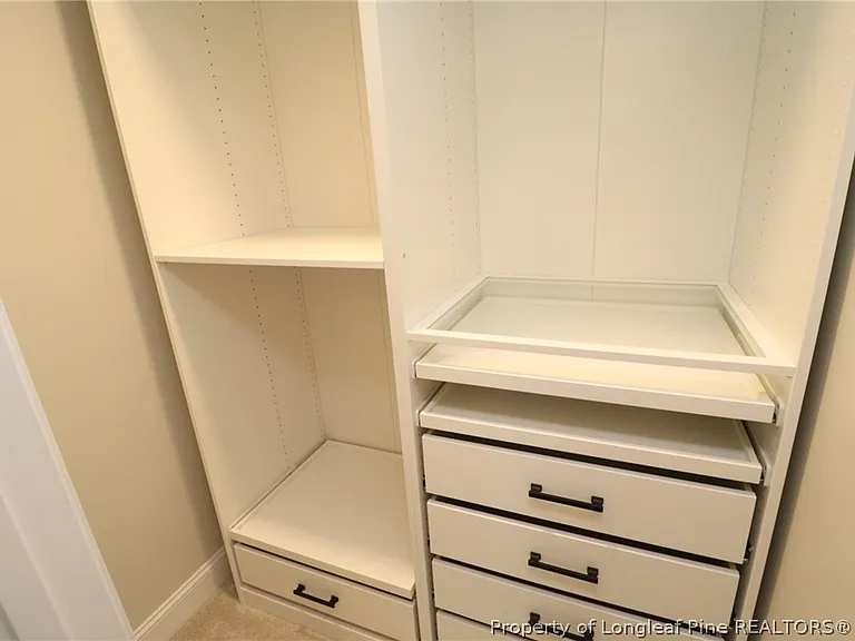 410 Boscawen Ln — Photo 38