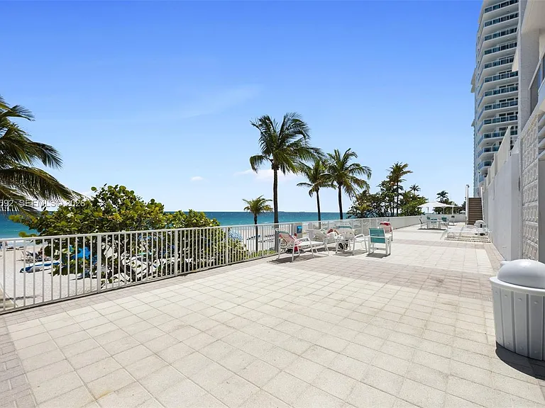3500 Galt Ocean Dr #803 — Photo 4