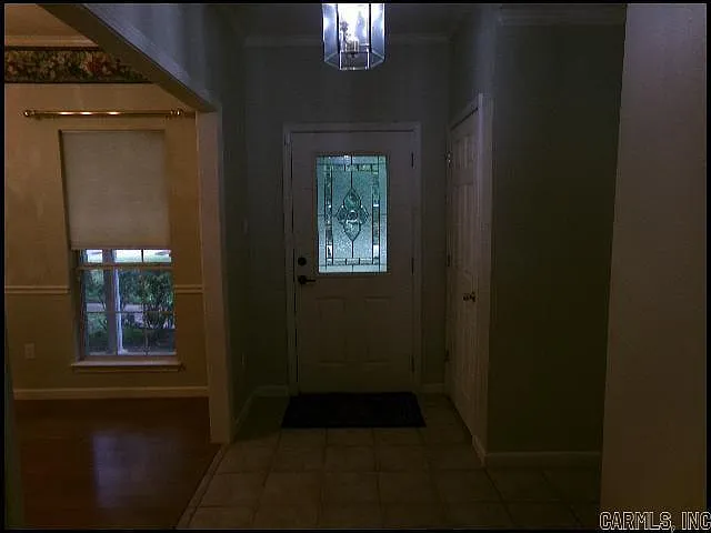 3 bed, 2.5 bath, 2827 sqft, $2,600 — Photo 3